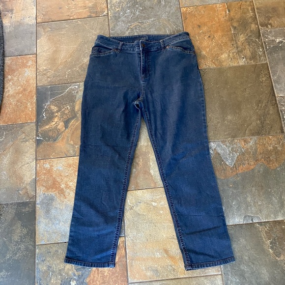 J. Jill Stretch Capri Jeans - Picture 1 of 7